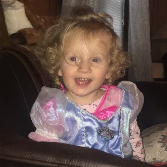 Meet your Posher, Amanda - Picture 4 of 4